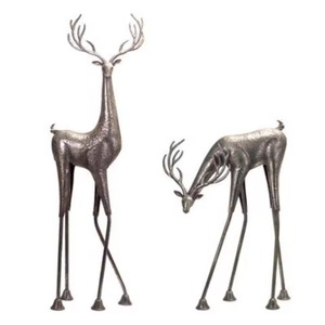 Reno de pie de Metal de última calidad, escultura de mesa de decoración navideña clásica moderna hecha a mano para uso doméstico - Product Image 4