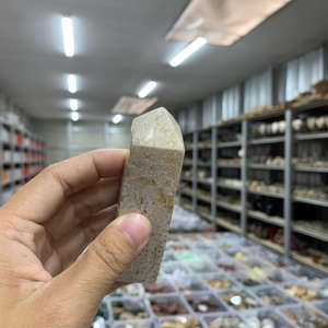 Obélisque en pierre de palmier polie de haute qualité, cristal naturel d'Indonésie, artisanat de guérison, 25x2,5x9 cm - Product Image 4