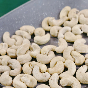 Hot Sale! Kaju Badam Cashew <b>Kernel</b> W320 Santigo Cashew <b>Nuts</b> Low MOQ - Product Image 1