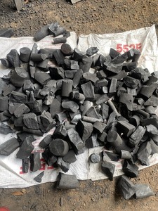 Carbón de Coco Puro de Madera de Roble 100% de la Mejor Calidad/Carbón Vegetal de Alta Pureza de Madera Dura Negra en Briquetas Baratas - Product Image 2