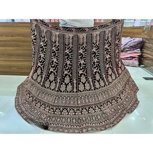 Designer Lehenga Set Featuring Heavy Jarkan <b>Detailing</b> Heavy Blouse and 3 Meter Skirt Bulk Supply for Weddings and Bridal Stores - Product Image 2