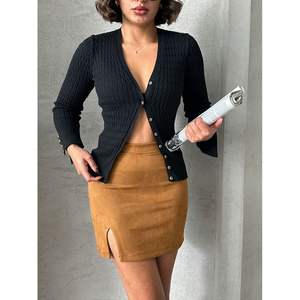 Jupe fendue en daim pour femme en gros - Product Image 2