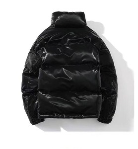 Veste matelassée à capuche coupe-vent et respirante de qualité supérieure pour homme, avec fermeture éclair et boutons personnalisés, idéale pour l'automne, manteau brillant tendance promotionnel - Product Image 2