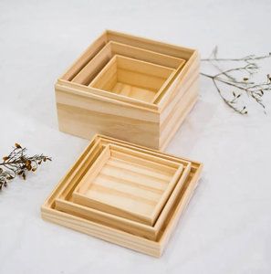 Vente en gros Boîte cadeau souvenir vintage en bois massif naturel avec motif rond Boîte de rangement en bambou pour photos, artisanat et jouets - Product Image 5