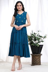 Robe midi respirante anti-rides pour femmes Trendmalls, manches 3/4, rayonne, style formel, motif uni, teinture unie, taille naturelle - Product Image 2