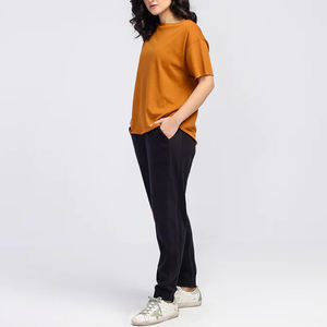 Ventas directas de fábrica Cómodas camisetas personalizadas para mujer Secado rápido Mejor fabricación Nuevos diseños de moda Técnicas teñidas simples - Product Image 4