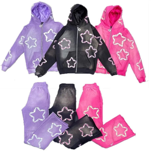 Conjunto de sudadera con capucha y pantalones de chándal OEM personalizado para hombre, conjunto de pantalones de chándal OEM con logotipo personalizado, estampado bordado DTG con diamantes de imitación - Product Image 4