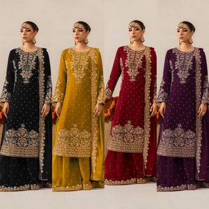 Conjunto Festivo Especial de Top y Sharara de Georgette con Bordado de Lentejuelas y Dupatta - Product Image 6