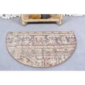 พรมวินเทจสไตล์ตุรกี, พรมทรงกลมขนาด 1.5x2.5 ฟุต, พรมสีเบจไล่เฉด - Product Image 1