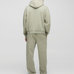 ชุดกีฬาคุณภาพสูง เสื้อฮู้ดดี้แบบกำหนดเอง ชุดวอร์มทรงบาน เสื้อฮู้ดดี้และกางเกงจ็อกเกอร์สำหรับผู้ชาย ชุดออกกำลังกาย ชุดวิ่ง ชุดวอร์ม - Product Image 3