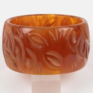 Brazaletes de resina de baquelita de diseño Vintage personalizados pulsera de resina de baquelita acrílica brazalete de resina tallada para mujeres y niñas - Product Image 3