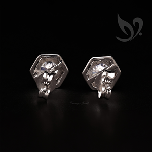 Pendientes de tuerca de solitario de diamante CZ hexagonal de 5mm | Pendientes geométricos modernos de oro y plata | Joyería fina para Boda nupcial - Product Image 4
