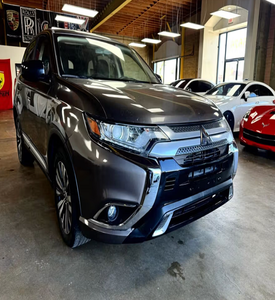 Mitsubishi Outlander ES AWC USADO de 2019 - Product Image 1