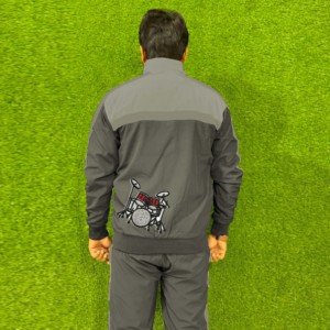 ชุดวอร์มผู้ชาย OEM สำหรับฤดูหนาว แบบเรียบง่าย 2 1 สไตล์สตรีทแวร์ ซิปมีฮู้ด ผ้าฝ้าย 100% เป็นมิตรกับสิ่งแวดล้อม แห้งเร็ว MOQ ต่ำ สวมใส่สบาย - Product Image 3