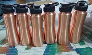 ขวดน้ำทองแดงบริสุทธิ์พร้อมฝาปิดกันรั่วภาชนะใส่น้ำดื่มพลาสติกสำหรับเดินทางดีไซน์รูปทรงและขนาดกำหนดได้เอง - Product Image 2