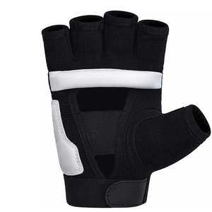 Guantes de Piel Sintética Negros y Blancos para Adultos, UFC MMA, Hechos en Pakistán, Fabricante OEM y Proveedor Mayorista - Product Image 2