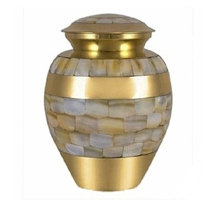 Urnas de cremación con acabado de lujo para suministros funerarios, urnas de Metal hechas a mano con diseño de grabado para cenizas, venta al por mayor - Product Image 3