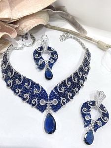 ชุดสร้อยคอเพชรโมอิสวาววาววาววาวสีเงินทันสมัยเครื่องประดับต่างหูผู้หญิง - Product Image 6