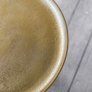 Table d'appoint en laiton au design haut de gamme avec combinaison de verre et de laiton pour un décor élégant pour l'exportation mondiale depuis l'Inde - Product Image 4