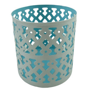 Bougie ronde votive en fer avec revêtement en poudre blanc et décoration de table décorative turquoise en métal bougeoirs romantiques - Product Image 1