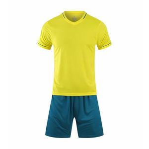 Conjunto de Camiseta de Fútbol Personalizada de Calidad Profesional de Secado Rápido 100% Poliéster con Cuello en V, Uniforme de Entrenamiento de Fútbol de Color Sólido para Clubes - Product Image 1