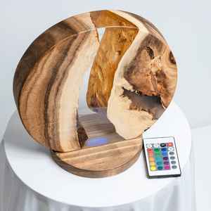 Lampe de décoration de table en résine époxy faite à la main de luxe pour les maisons modernes, les hôtels, les salons et les cadeaux festifs - Product Image 6