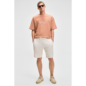GRIMELANGE MALYES Short et bermuda pour homme à taille élastiquée avec cordon de serrage, double poche arrière, coupe décontractée - Product Image 1