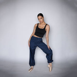 Pantalones de calentamiento medio de verano 2024 para mujer, transpirables, de secado rápido, planos, delanteros, holgados, XL/de talla grande, hechos de algodón de nailon grueso - Product Image 6