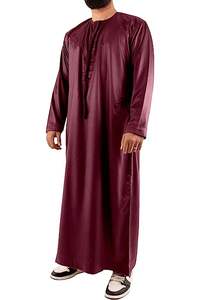 Vêtements islamiques populaires Thobe pour hommes Thobe arabe musulman Vente en gros Jubbah pour hommes Thobe islamique pour hommes - Product Image 3