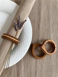 Anillo para Servilletas de Madera Hecho a Mano con Diseño de Quemado en Forma de Media Luna en Madera de Mango - Decoración de Mesa - Product Image 3