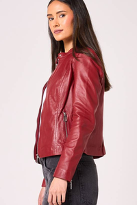 เสื้อแจ็คเก็ตมอเตอร์ไซค์หนังวัวแท้สำหรับผู้หญิง ผู้ผลิตขายส่ง ระบายอากาศได้ดี กันน้ำ แบบถัก - Product Image 3