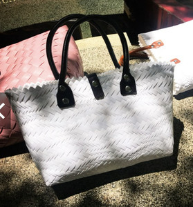 MÁS VENTAS: a partir de 2024, Blue Lotus Farm exporta bolsas de plástico baratas. Se utilizan bolsas de plástico brillantes para envolver las bolsas. - Product Image 2