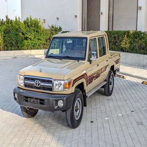 Toyota Land Cruiser Serie 79 LX V6 SUPER LIMPIO, Transmisión Automática, Volante a la Izquierda y Derecha - Product Image 1