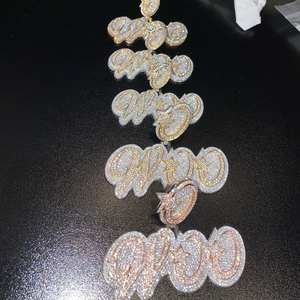 Un fournisseur indien offre le meilleur prix, élégant pendentif avec lettre initiale en diamant personnalisé, bijoux tendance chics pour les connaisseurs de style - Product Image 2