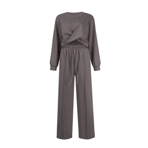 Sudadera corta hecha a medida y joggers, chándal de lujo, sudadera, conjunto de pantalones de chándal de 2 piezas, chándal para mujer - Product Image 4