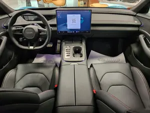 2024 Omi SU7 I A W D. Sedán con batería de litio R18 y cámara, listo para enviar. - Product Image 2