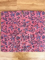 Tissu en coton imprimé à la main à motifs floraux roses, textile indien fait main pour robe, kurti, chemise, décoration intérieure
