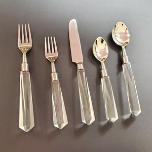 Juego de Cubiertos de Metal Estilo Americano con Mango de Acrílico Transparente Pulido a Espejo para Hotel, Eventos, Fiestas, Comida, Juegos de Cubiertos - Product Image 4