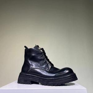 Bottes d'ingénieur en cuir pour hommes et bottes classiques en cuir avec sangle à boucle pour moto et chaussures de style robuste - Product Image 2