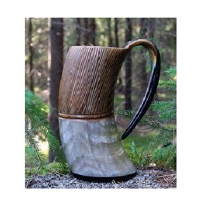 Corne à boire viking naturelle polie écologique, mug gravé à la main avec des motifs animaliers pour la maison, les hôtels, les restaurants en Inde - Product Image 6