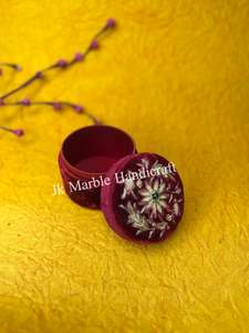 Magnifique boîte de rangement pour bijoux en soie et tissu Shanell, faite à la main, pièce royale, durable, motif parfait, solution personnalisée - Product Image 3