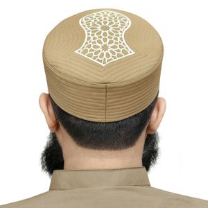 Casquette Kufi classique et confortable pour hommes, couvre-chef islamique traditionnel tissé à la main pour un usage quotidien et une prière musulmane douce - Product Image 6