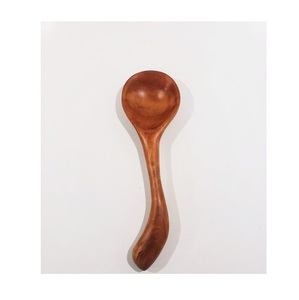 Ensemble élégant de cuillères en bois Fait à la main Premium Natural Smooth Ustensiles de cuisine Idéal pour la cuisine et le service - Product Image 5
