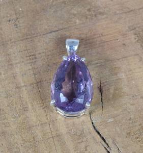 Pendentif en argent sterling améthyste, pierre de naissance de février, bijoux en pierres précieuses faits à la main, cadeau élégant pour femmes - Product Image 6