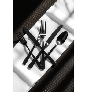 Couverts en acier inoxydable fini or, brillant radieux conçu pour les maisons d'élite où manger est un art de luxe - Product Image 4