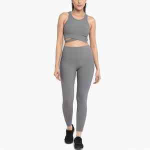 Vêtements de sport de haute qualité pour femmes Ensemble de yoga Running Fitness Top des ventes Ensemble de yoga élégant et personnalisé pour femmes - Product Image 6