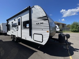 New 2026 J-a-y-co Jay Flight Slx 210QB With High Accommodations Performance Available for Sale - Product Image 2