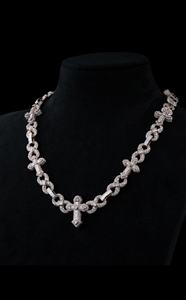 Colgante de Diamante para Hombre, Joyería Moderna y de Lujo con un Toque Masculino y Seguro - Product Image 2