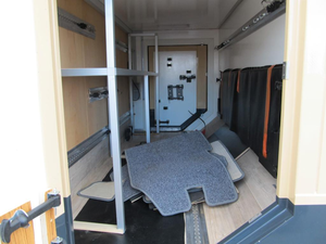 Unidad de Tractor/Remolque Pesado Usada 2024, Remolque de 2 Ejes con Transmisión Hidráulica, Transmisión Automática, Emisión Euro IV, 4.1-6L - Product Image 4