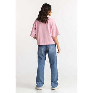 เสื้อถักสีชมพู รุ่น WM-BLS23-012 สำหรับสุภาพสตรี ปักโลโก้ ลายเรียบ ทรงเข้ารูป สไตล์ลำลองแบบตะวันตก ไซส์ XL สำหรับฤดูใบไม้ผลิ ฤดูร้อน ฤดูใบไม้ร่วง - Product Image 2